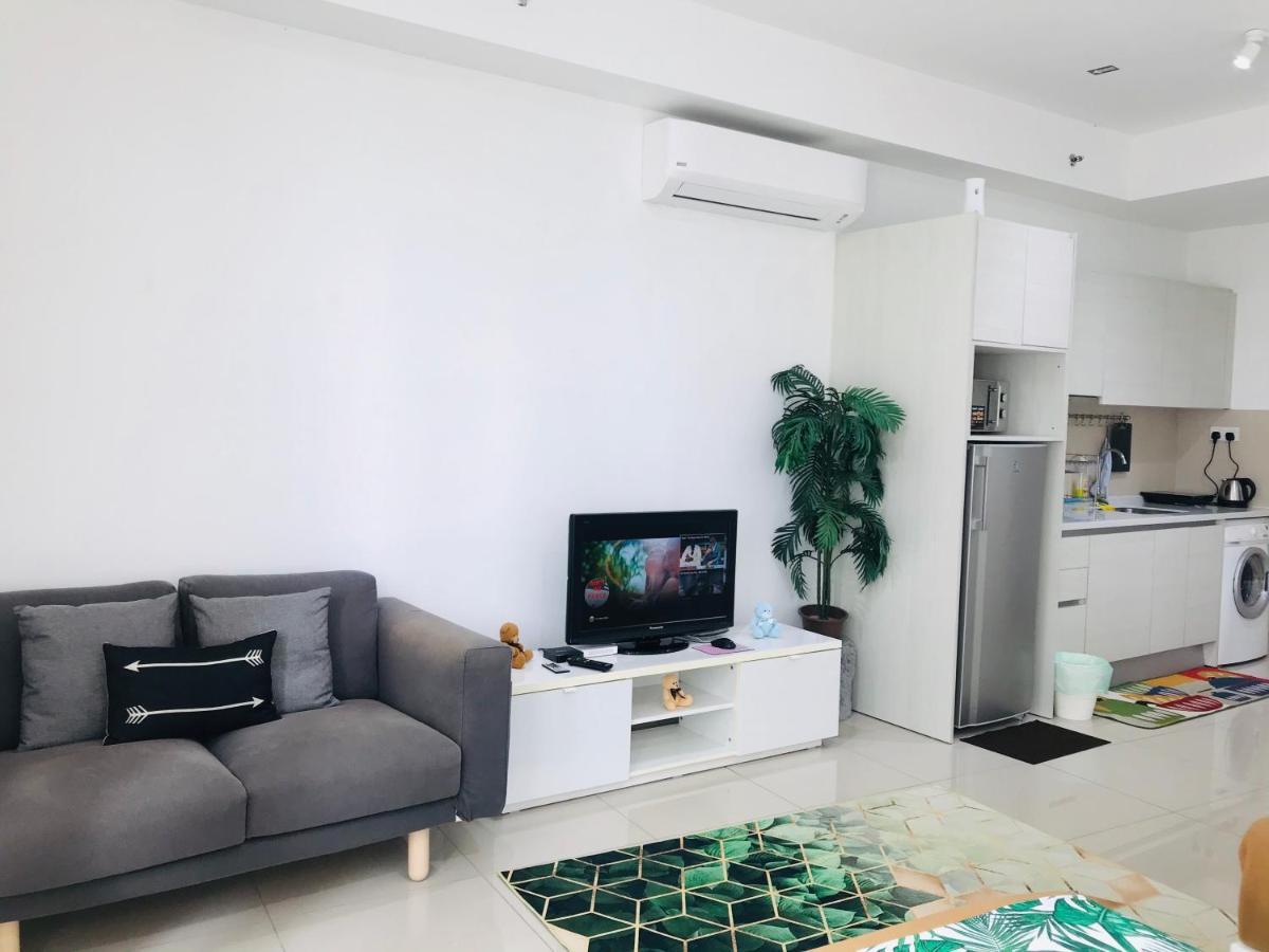 D'Gunduls Homestay Studio By Dgh I-City Shah Alam Eksteriør billede
