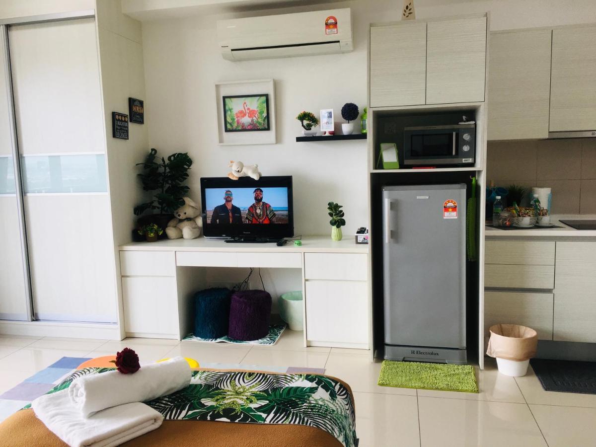 D'Gunduls Homestay Studio By Dgh I-City Shah Alam Eksteriør billede