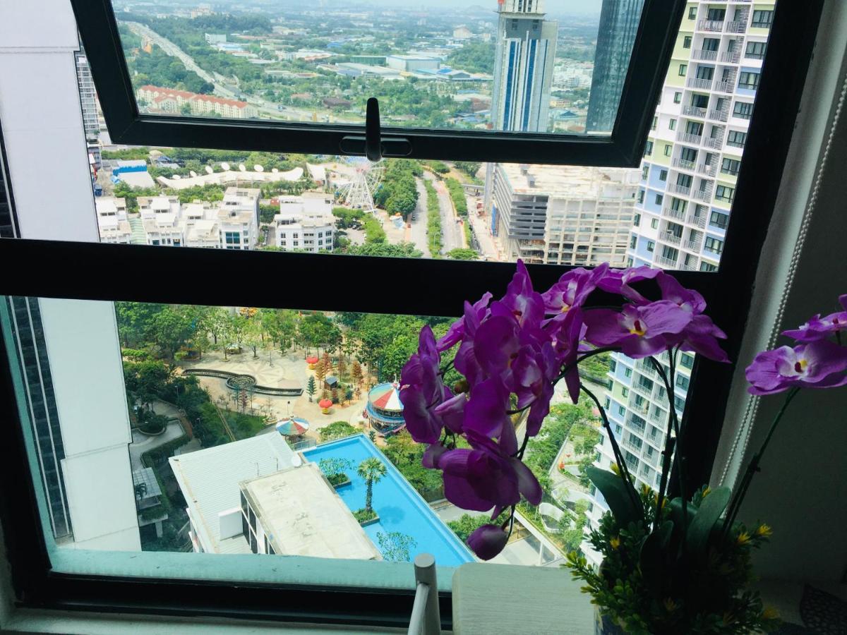 D'Gunduls Homestay Studio By Dgh I-City Shah Alam Eksteriør billede