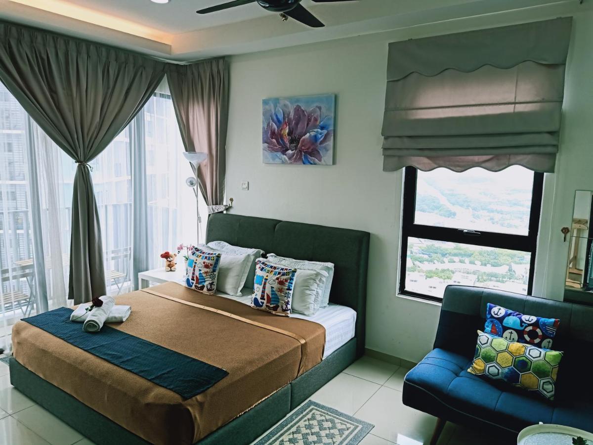 D'Gunduls Homestay Studio By Dgh I-City Shah Alam Eksteriør billede