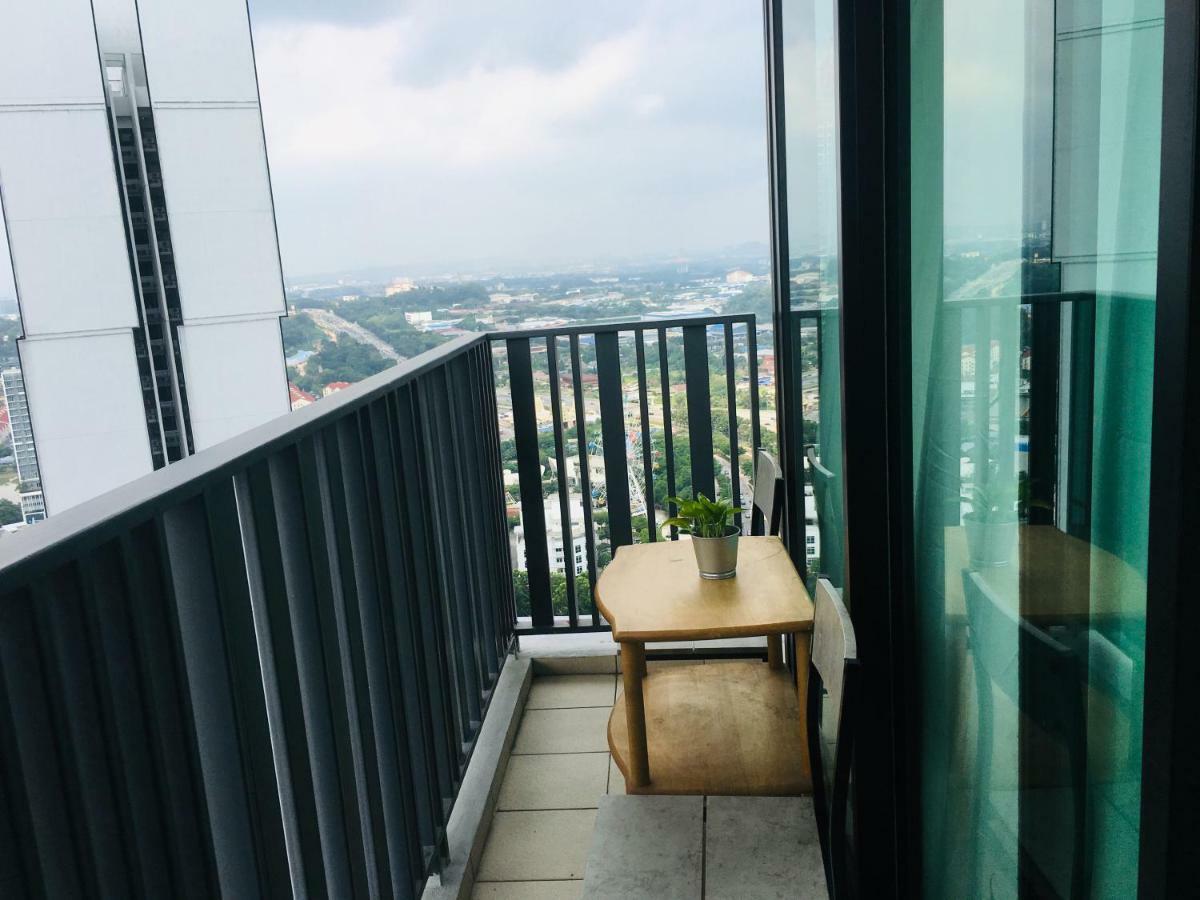 D'Gunduls Homestay Studio By Dgh I-City Shah Alam Eksteriør billede